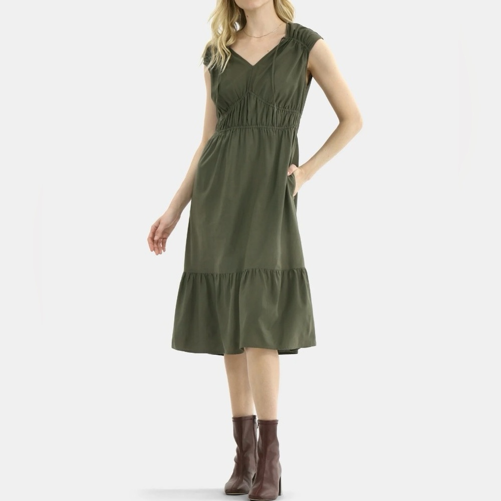 Time and Tru V Neck Midi Dress in Olive Green Womens Small